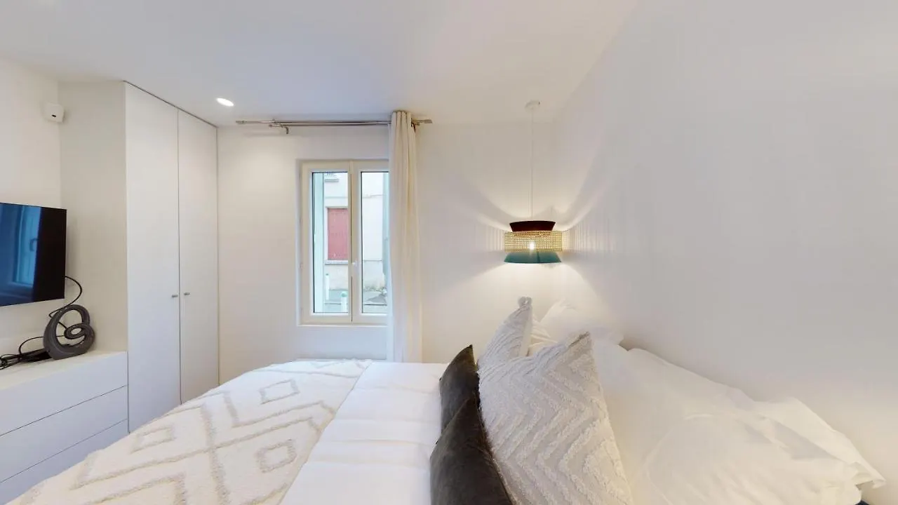 Superb And Cosy 2br In The Heart Of ! 3p Apartment *