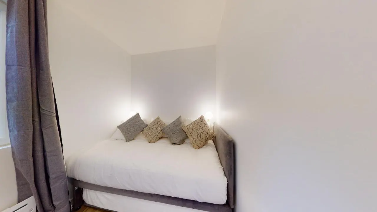 Apartment Superb And Cosy 2br In The Heart Of ! 3p *