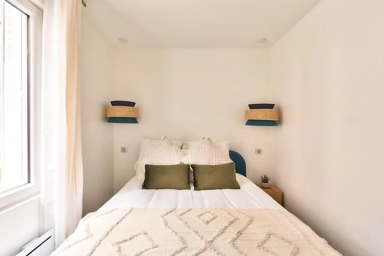 Superb And Cosy 2br In The Heart Of ! 3p Apartman